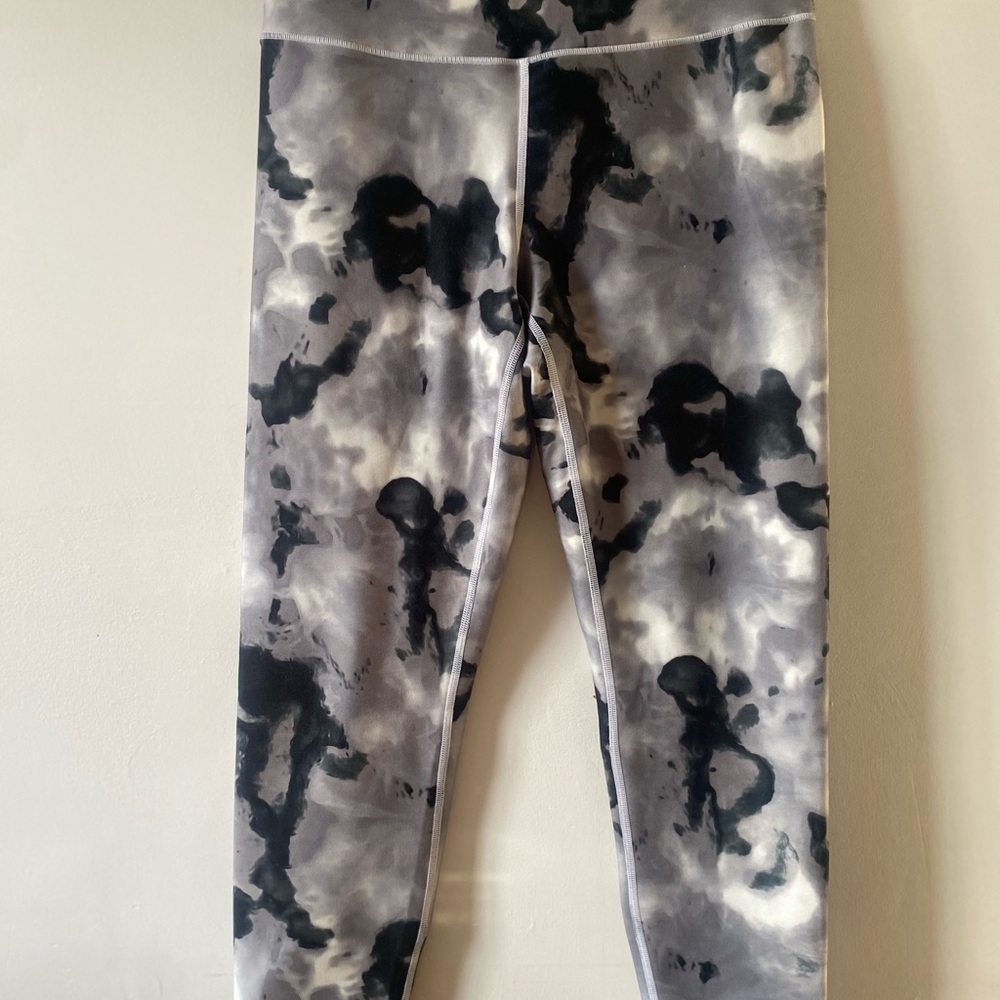 Balance Collection Black and Gray Tie-Dye style Leggings